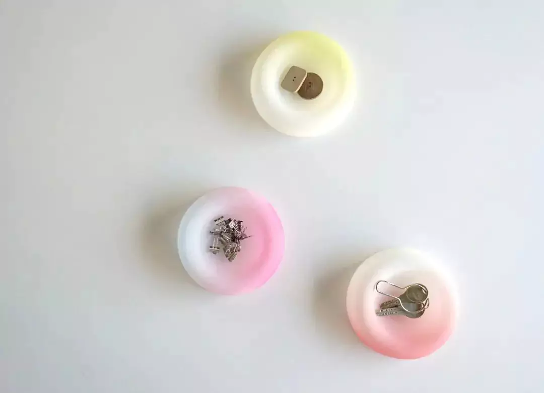 色彩渐变工业设计,让产品表面成为光影的画布 15 色彩渐变工业设计,让产品表面成为光影的画布 15 色彩渐变工业设计 33