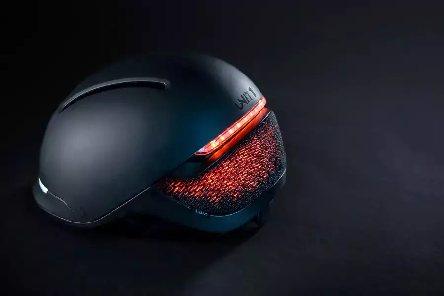 3款头盔时尚智能潮流的工业设计