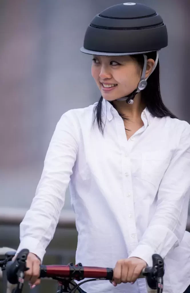 Folding helmet design 5