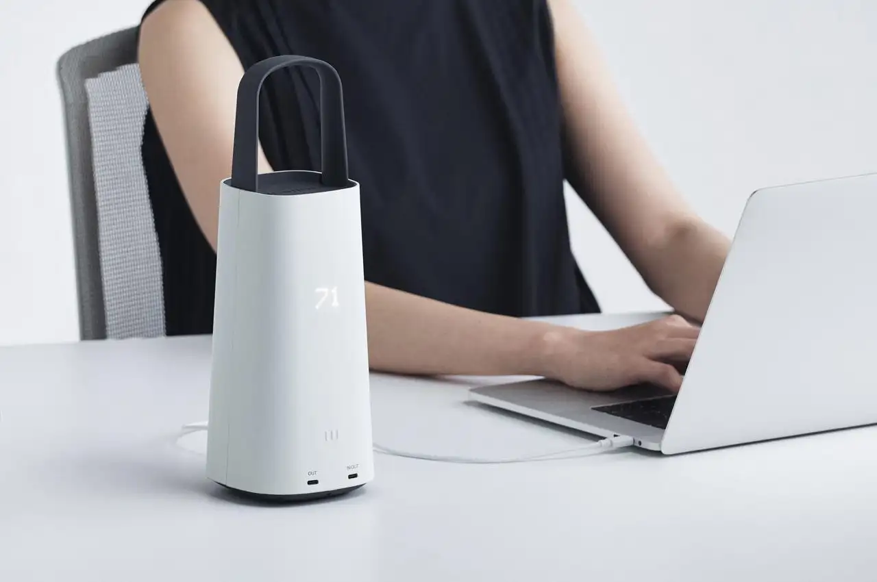 便携与能量的共生：Okamura OC 移动电源的工业设计革新