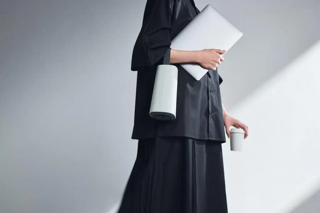 Portable battery product design 7